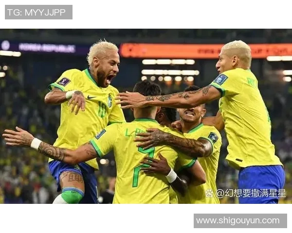 深圳足球队战术之争引发热议球迷与专家各执己见探讨未来方向 深圳足球队战术之争引发热议球迷与专家各执己见探讨未来方向